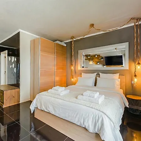 Elegant Beachfront With Balcony & Ocean View In Playa Paraiso 아파트